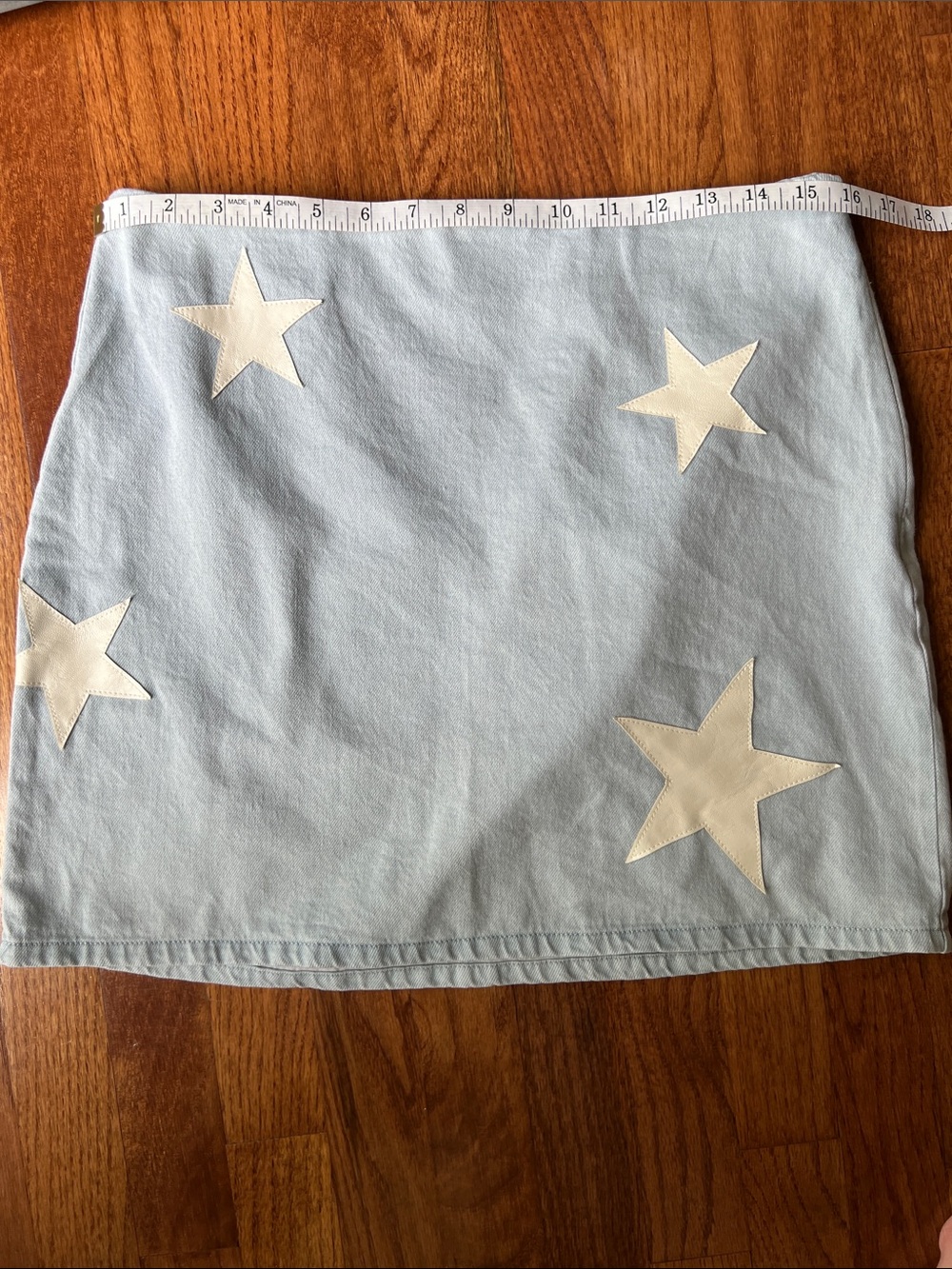 Le Lis Light Blue Denim Mini Skirt with White Star Appliqués - Picture 7 of 12